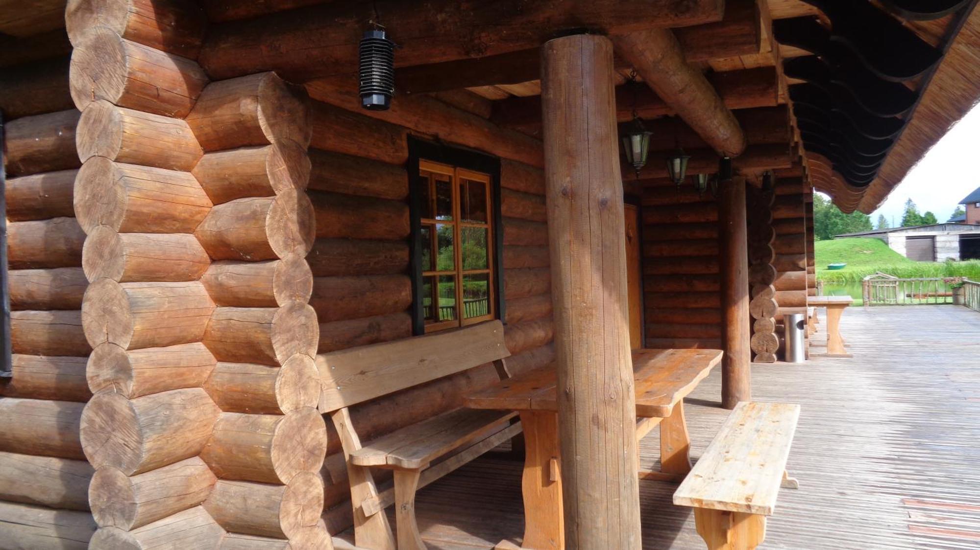Viesu Nams Barzi Hotel Tinuzi Bagian luar foto