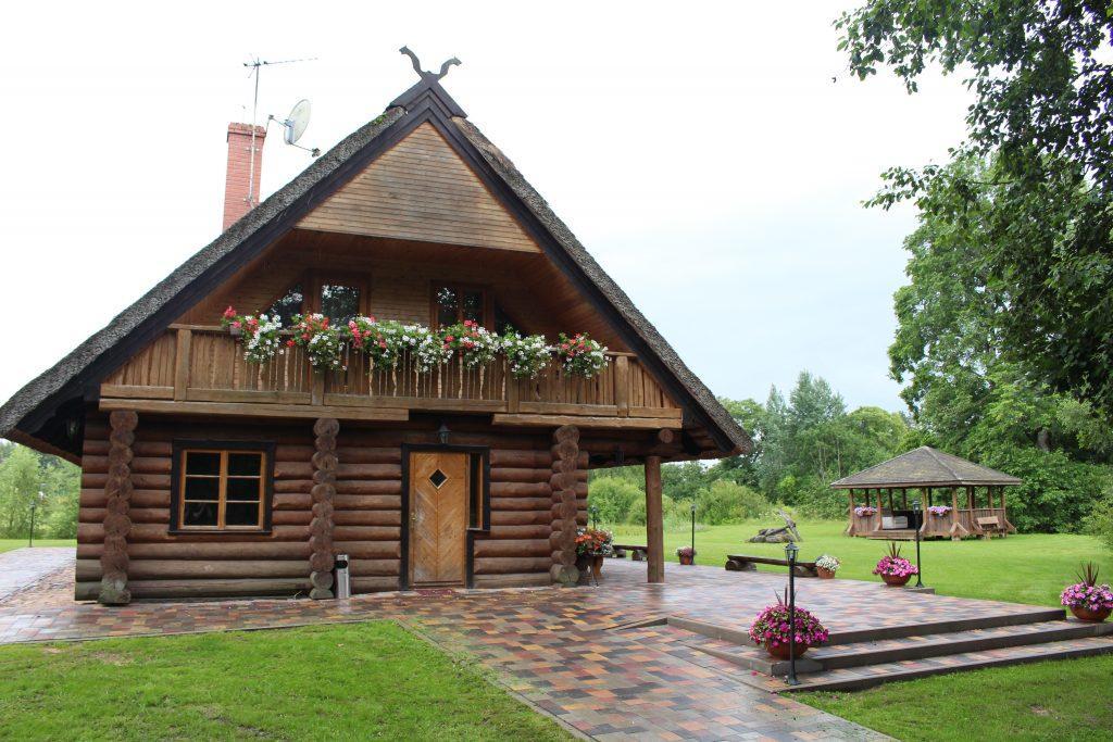Viesu Nams Barzi Hotel Tinuzi Bagian luar foto